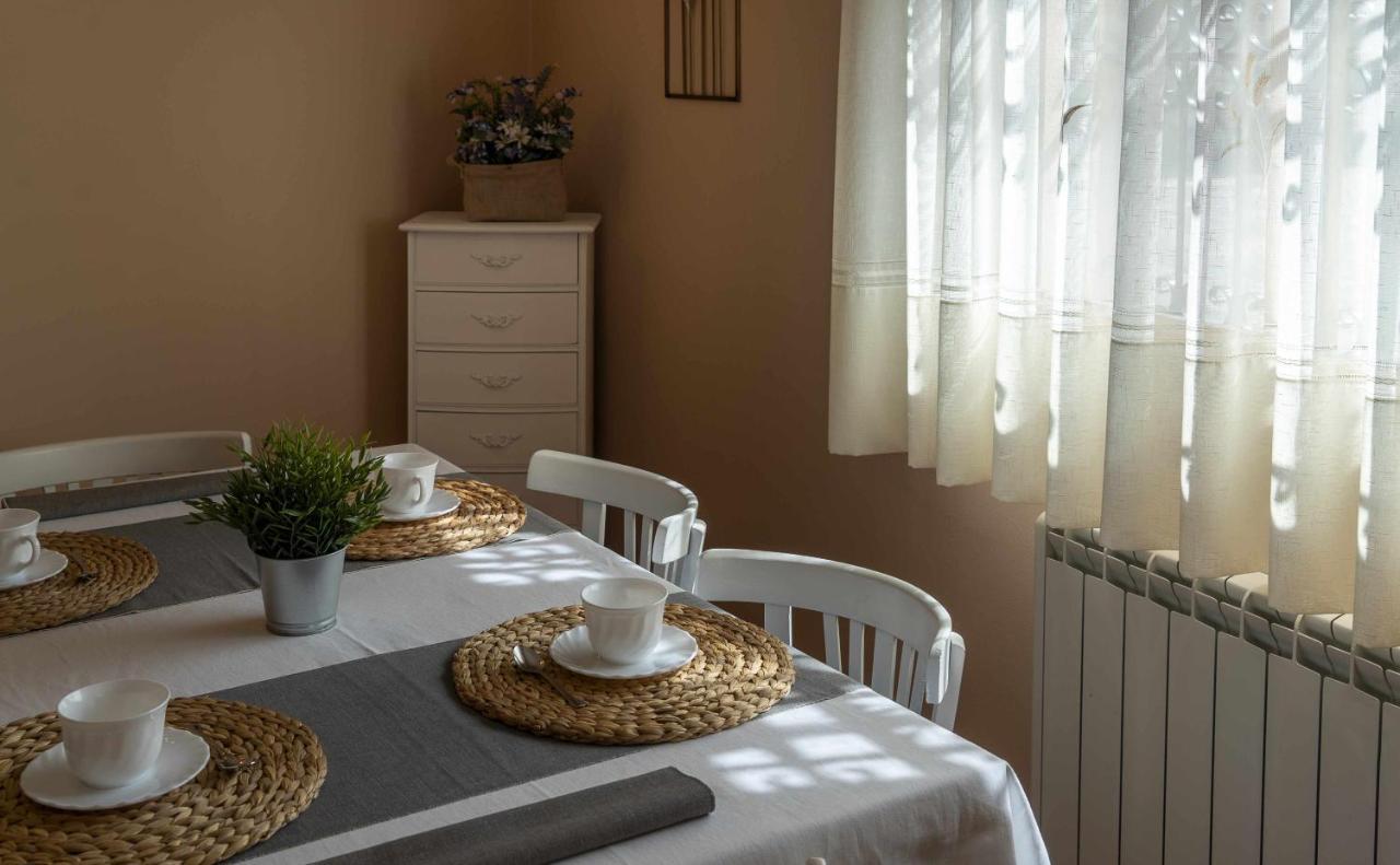 Casa Rural La Posada Del 42 Carrascalejo Esterno foto